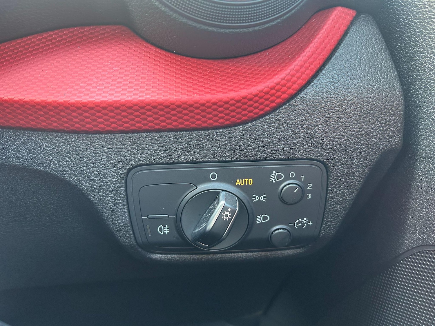 Used Audi Q2 2020 for sale - 77683498: Photo 14