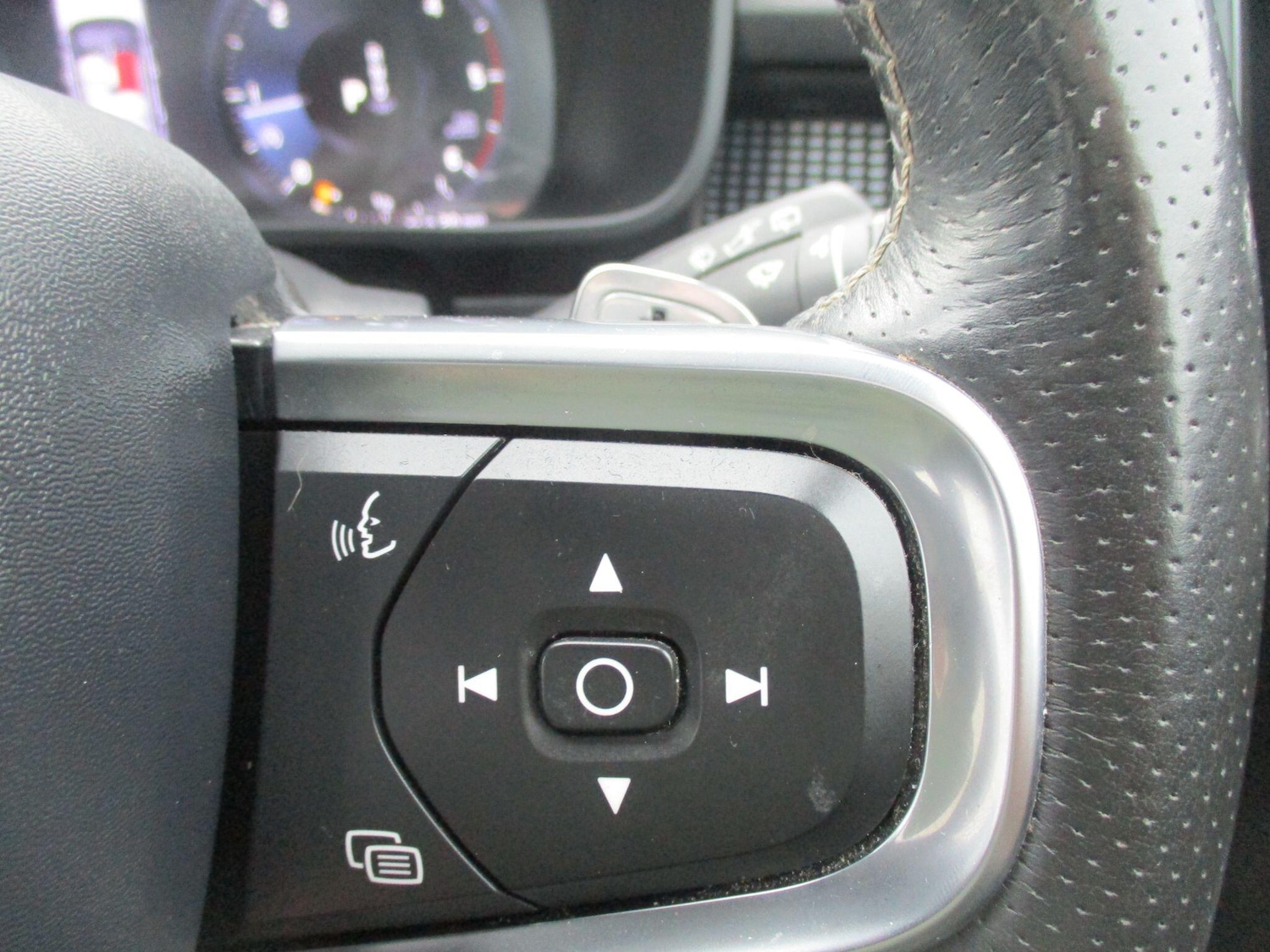 Used Volvo XC40 2020 for sale - 76121926: Photo 28