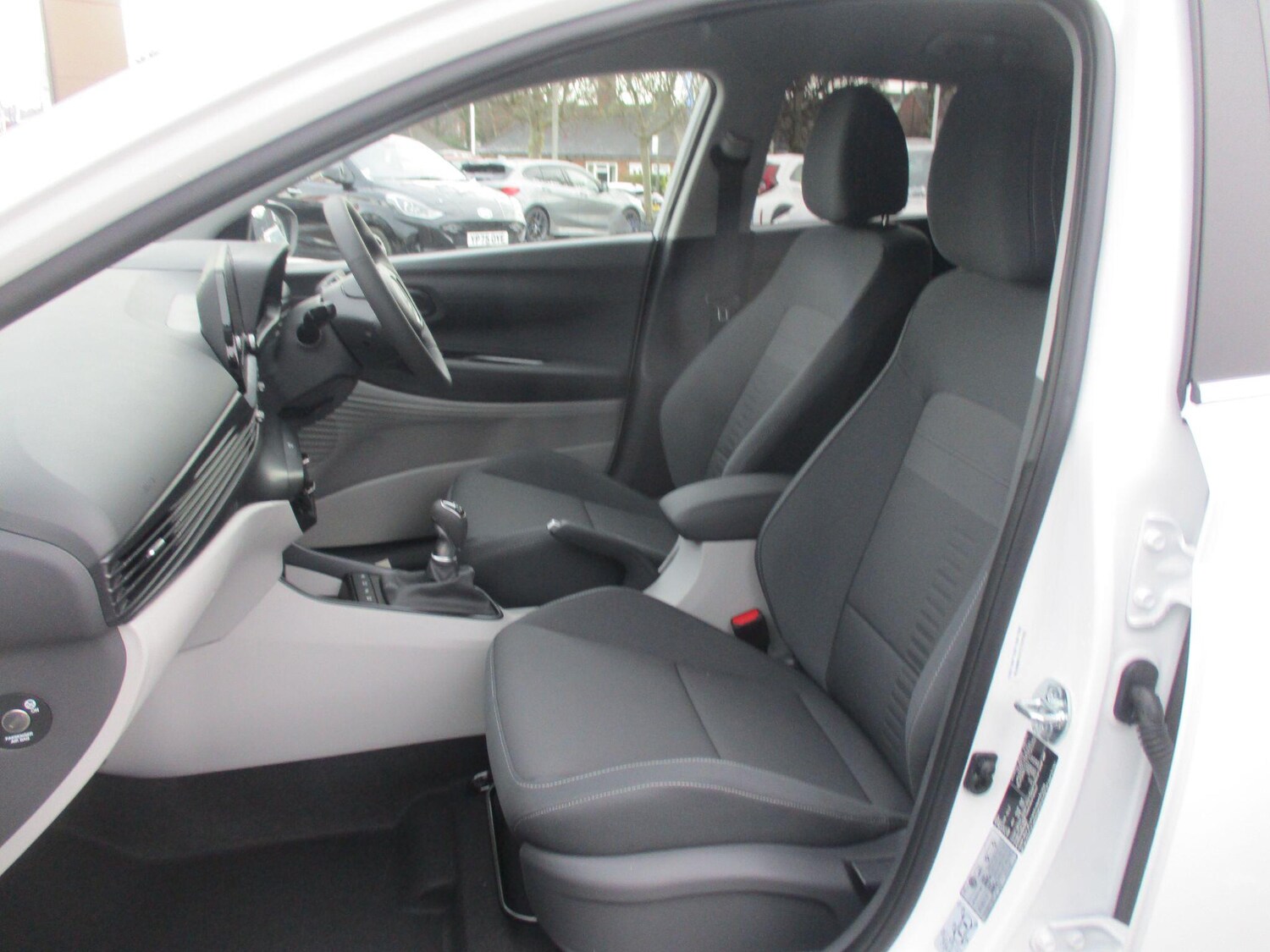 Used Hyundai BAYON 2024 for sale - 77633535: Photo 27