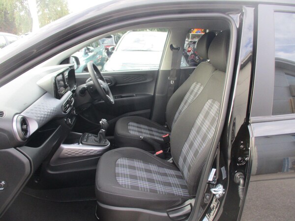 Used Hyundai i10 2025 for sale - 76200449: Photo 19