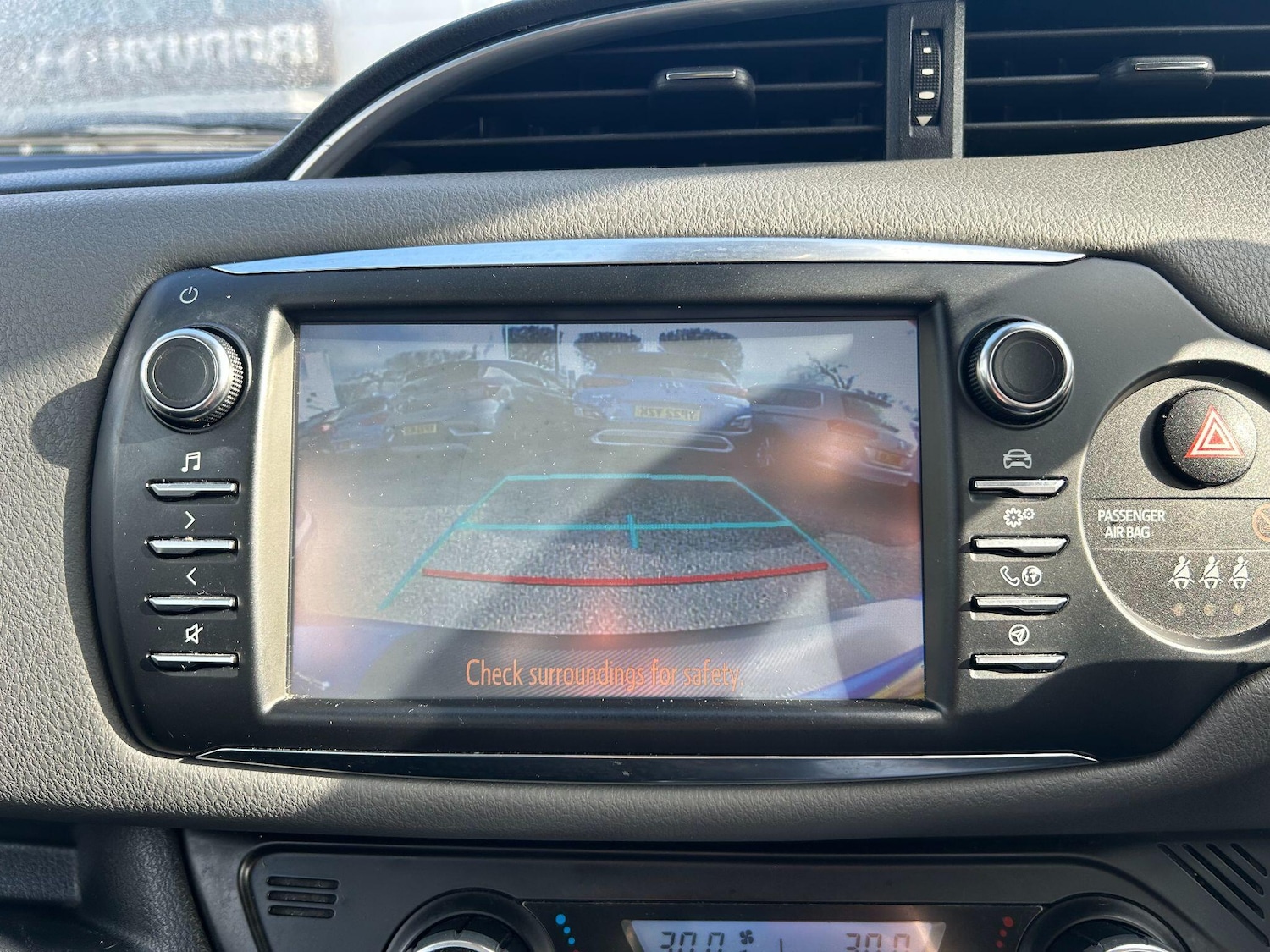 Used Toyota Yaris 2019 for sale - 77672036: Photo 23