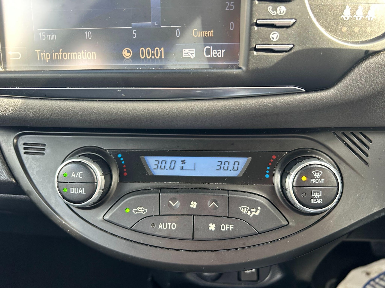 Used Toyota Yaris 2019 for sale - 77672036: Photo 24