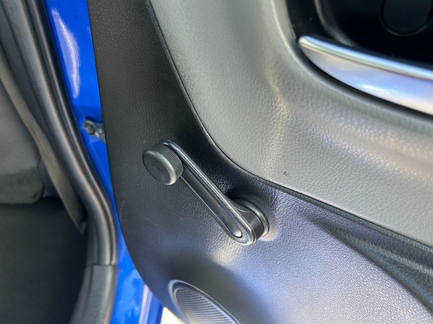 Used Toyota Yaris 2019 for sale - 77672036: Photo 29