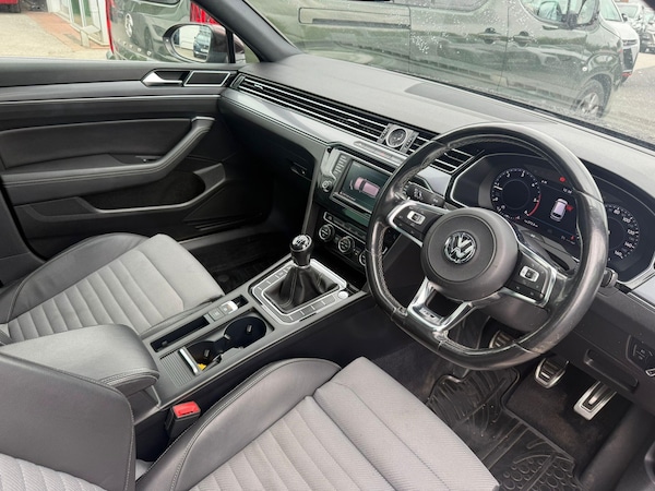 Used Volkswagen Passat 2016 for sale - 76109383: Photo 11