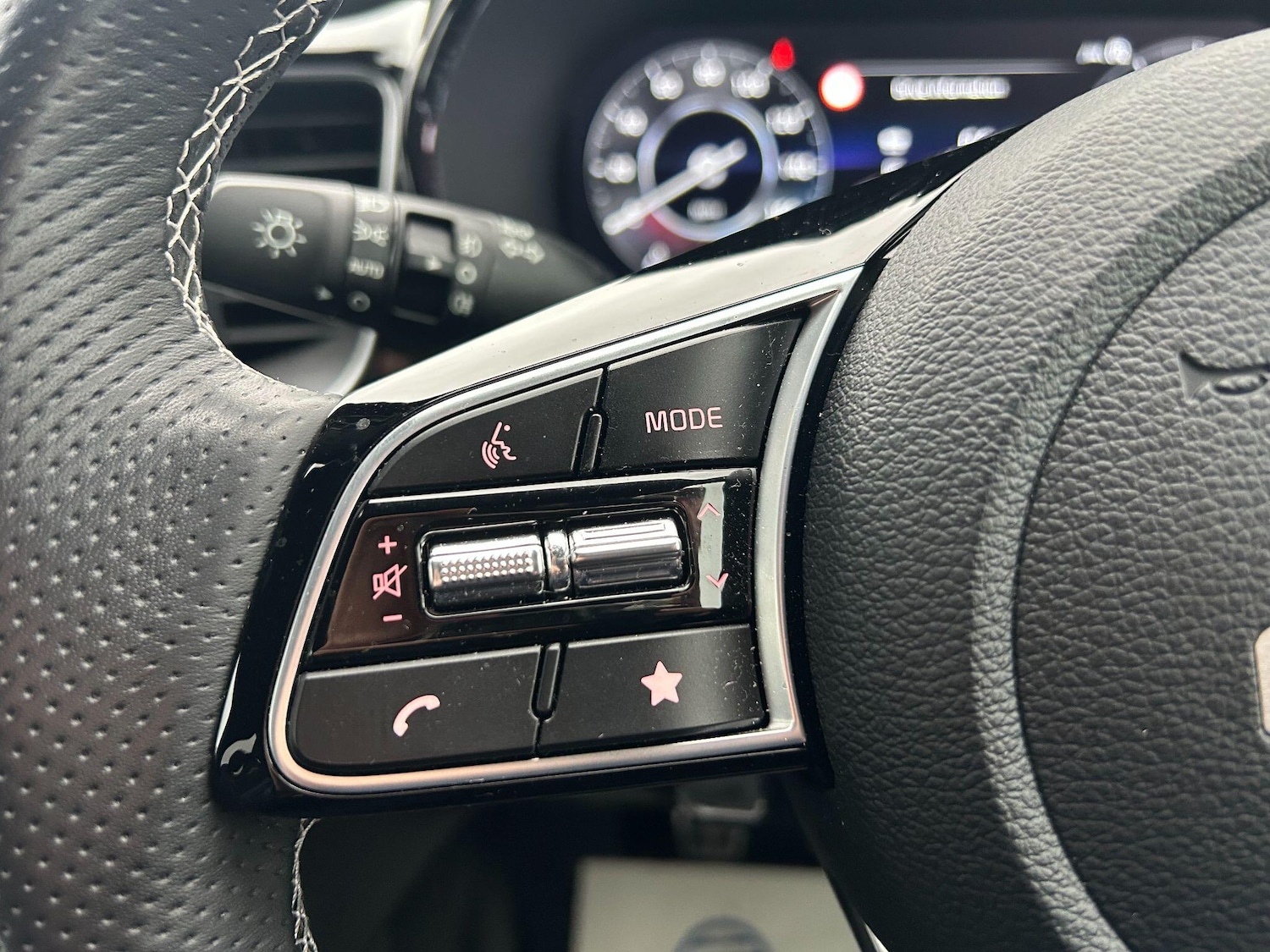 Used Kia XCeed for sale - 77624952: Photo 24