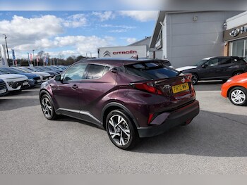 Used Toyota C-HR 2023 for sale - 77882093: Photo