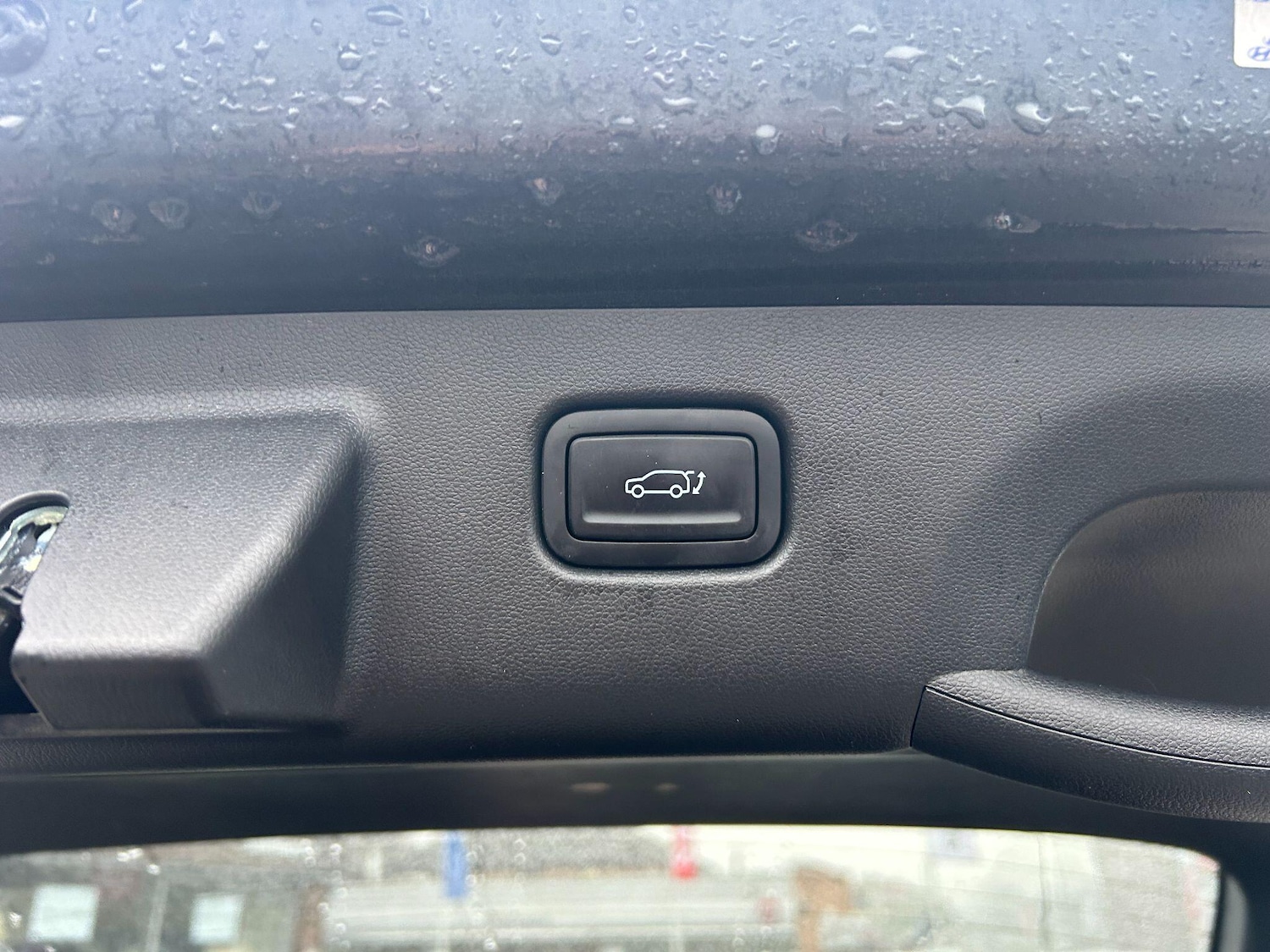 Used Hyundai KONA 2023 for sale - 77612461: Photo 10