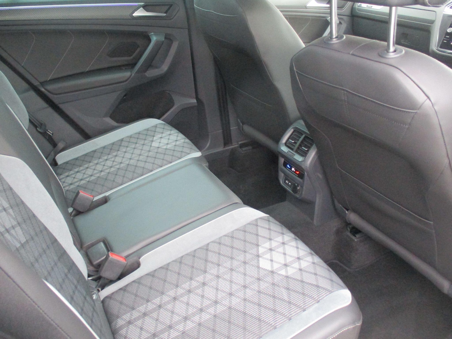 Used Volkswagen Tiguan 2023 for sale - 76380786: Photo 21