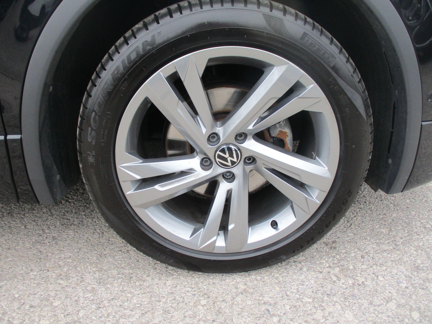 Used Volkswagen Tiguan 2023 for sale - 76380786: Photo 9