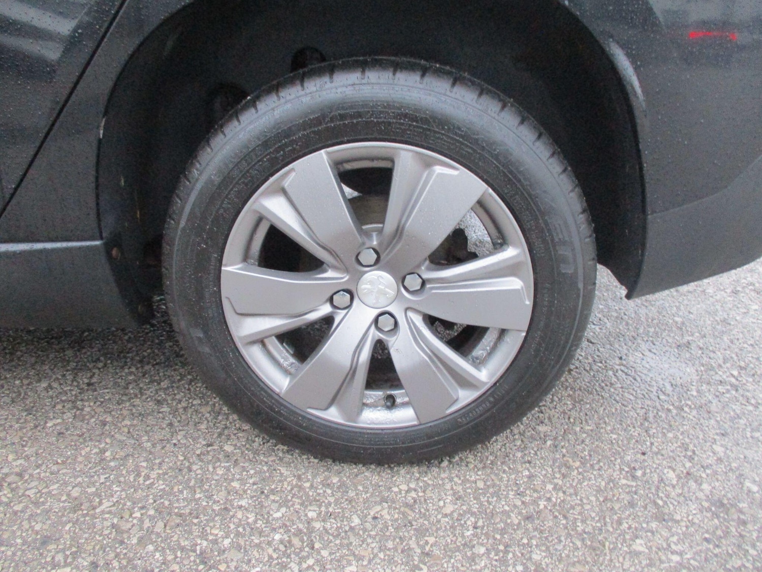 Used Peugeot 2008 2018 for sale - 77306192: Photo 12