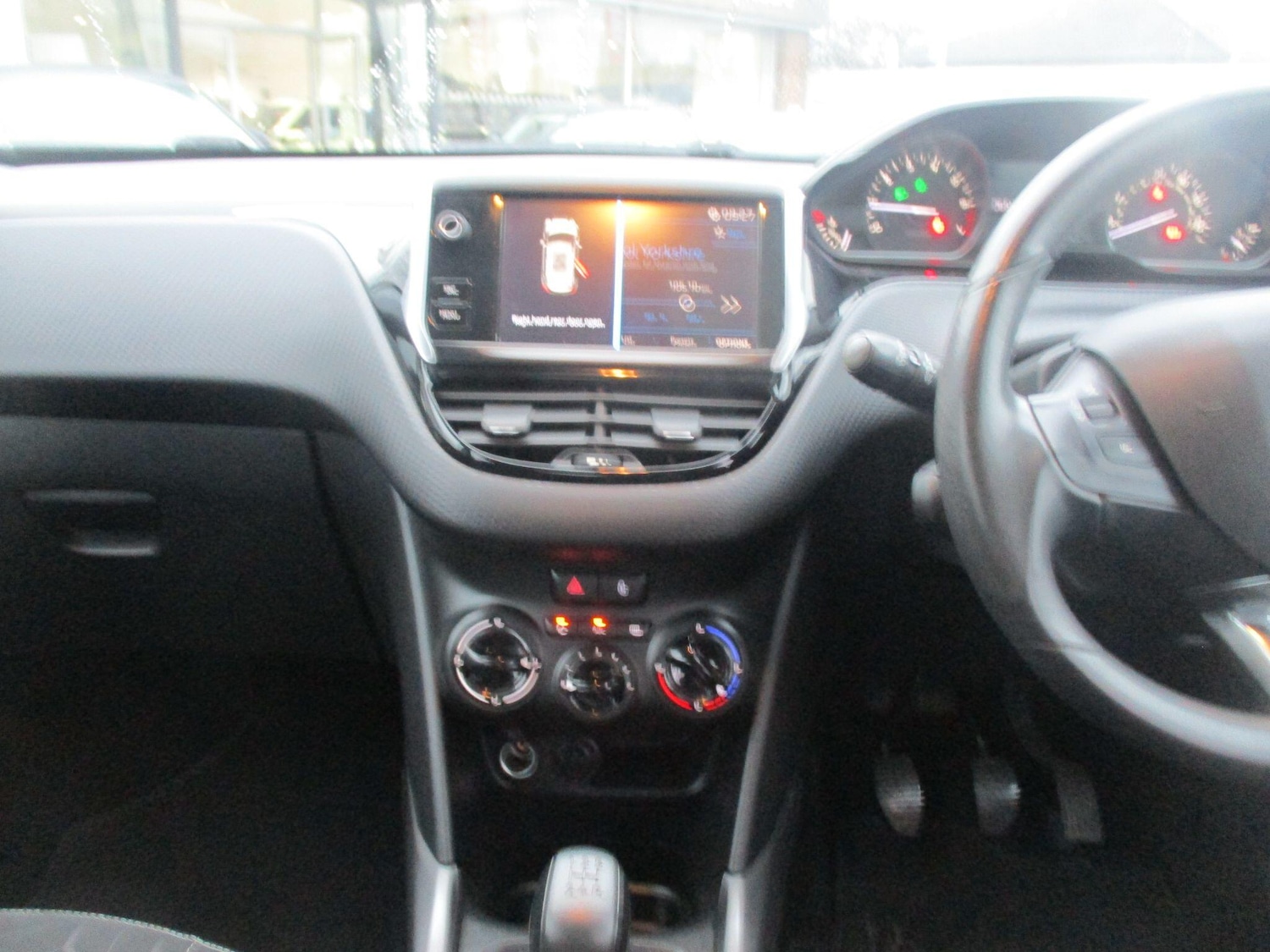 Used Peugeot 2008 2018 for sale - 77306192: Photo 15