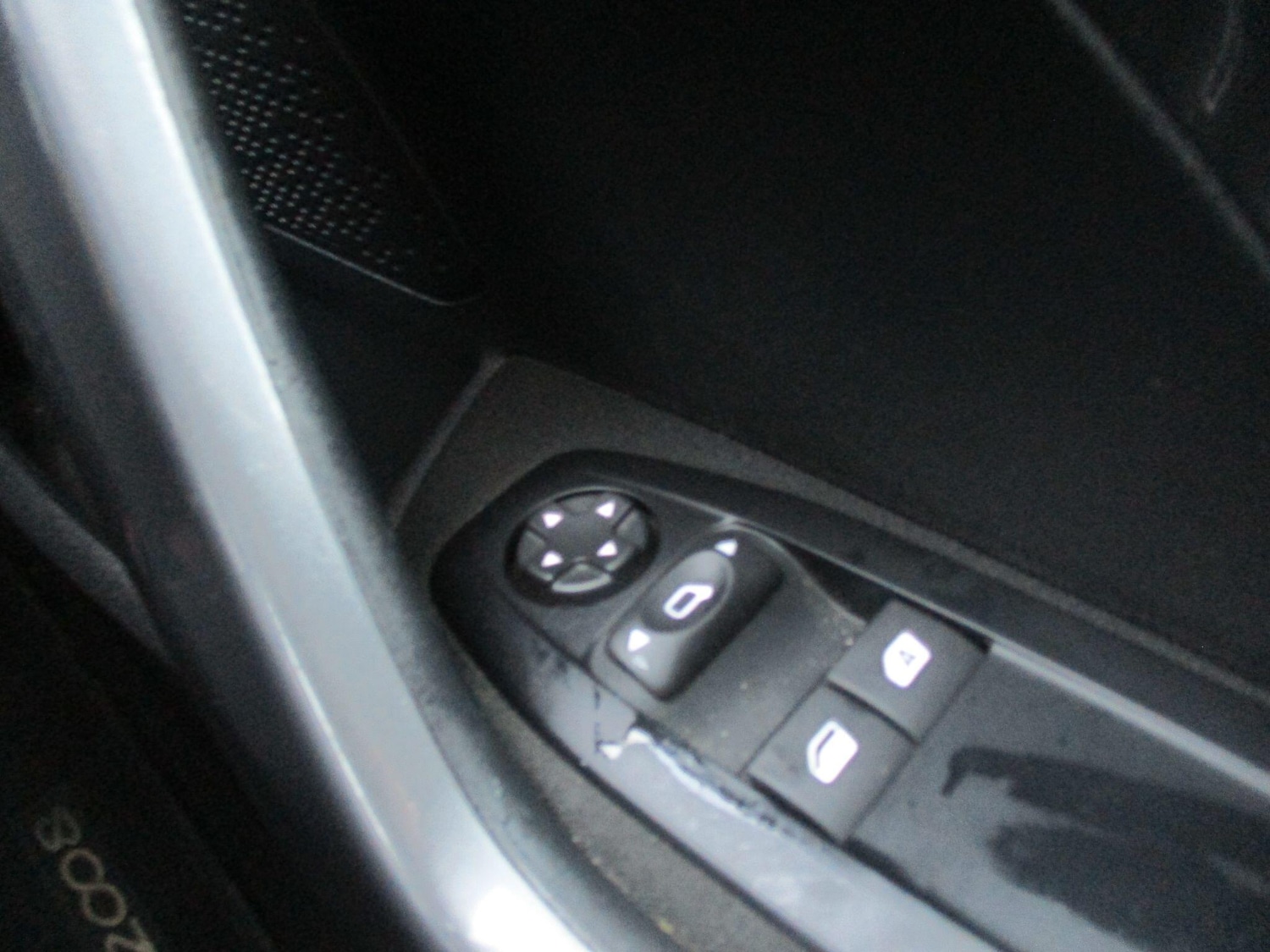 Used Peugeot 2008 2018 for sale - 77306192: Photo 18