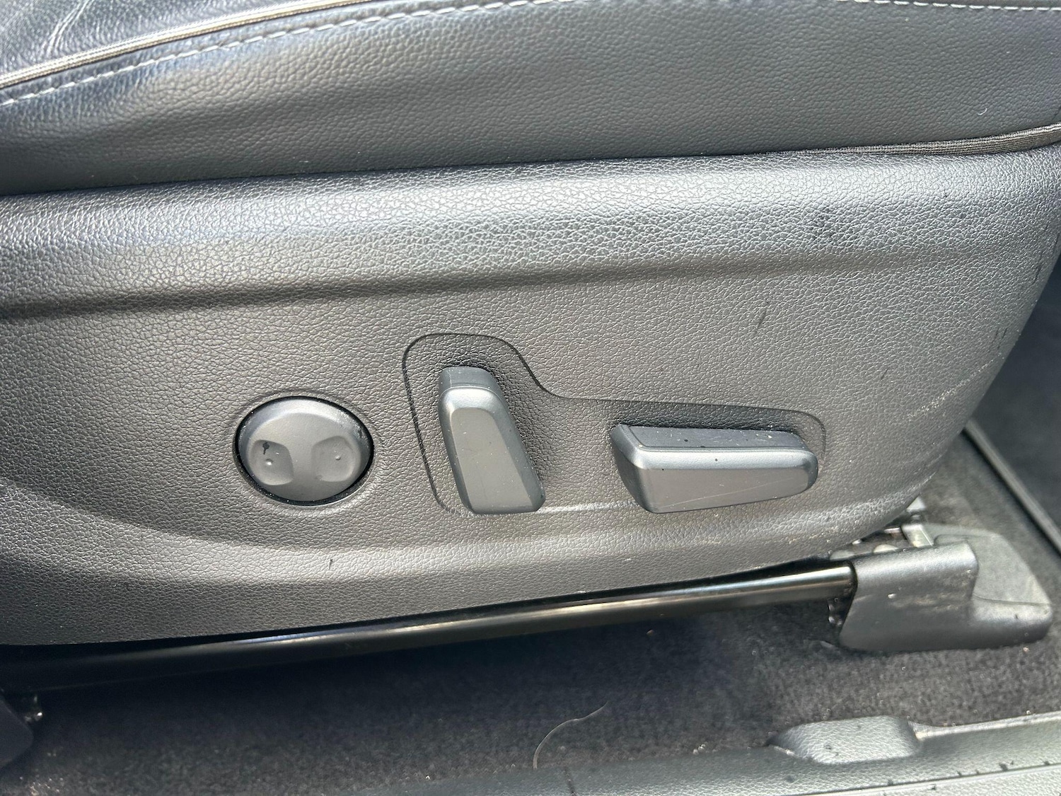 Used Hyundai Santa Fe for sale - 78147804: Photo 27