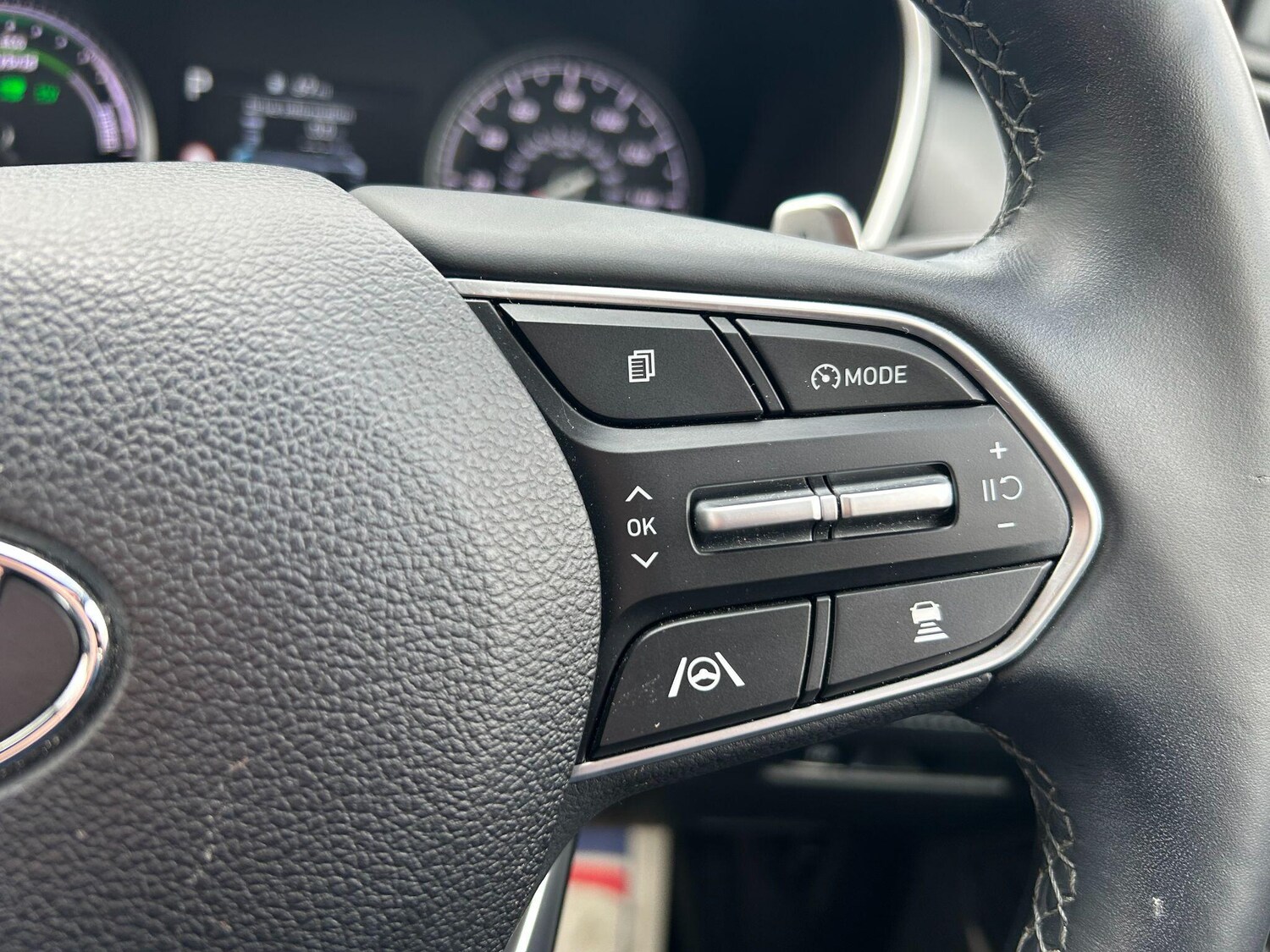 Used Hyundai Santa Fe for sale - 78147804: Photo 30