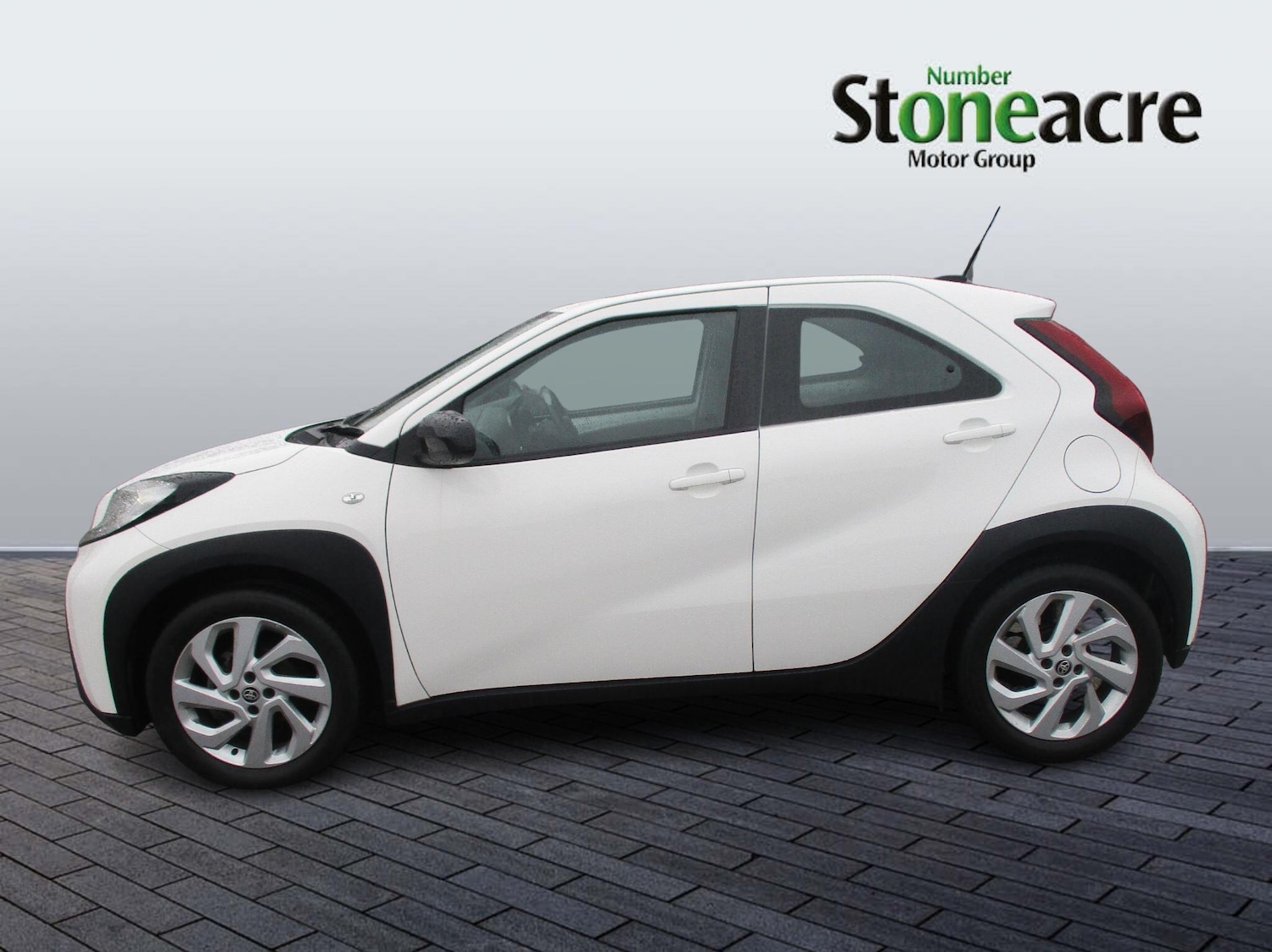 Used Toyota Aygo X 2023 for sale - 77332041: Photo 4