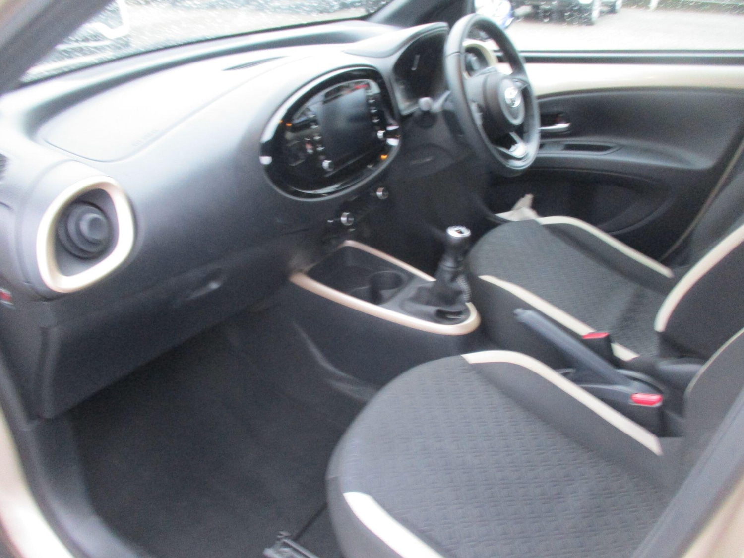 Used Toyota Aygo X 2023 for sale - 77315115: Photo 15