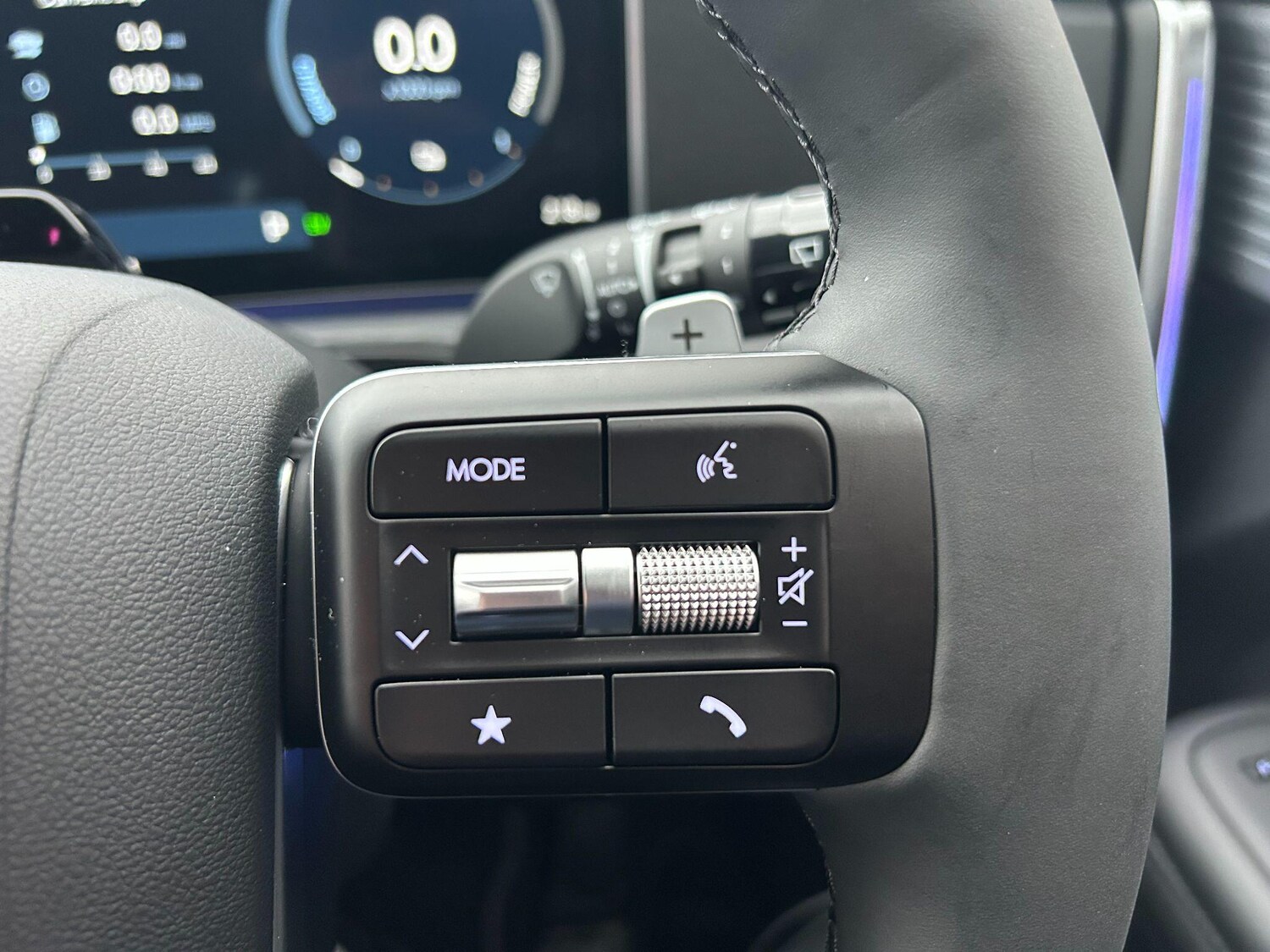 Used Hyundai Santa Fe 2025 for sale - 77709873: Photo 22