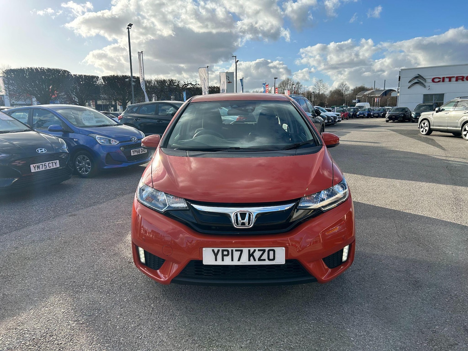 Used Honda Jazz for sale - 77883242: Photo 2