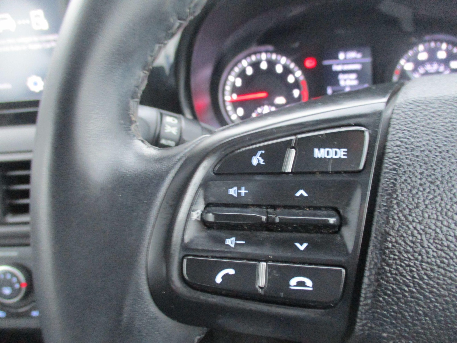 Used Hyundai i10 2022 for sale - 77202525: Photo 16