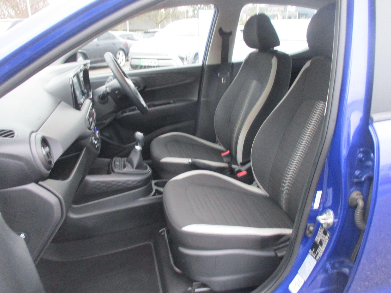 Used Hyundai i10 2022 for sale - 77202525: Photo 24