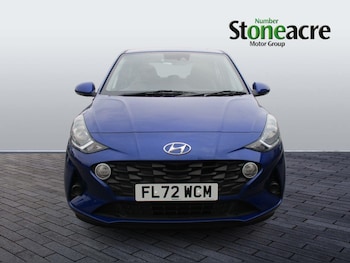 Used Hyundai i10 2022 for sale - 77202525: Photo