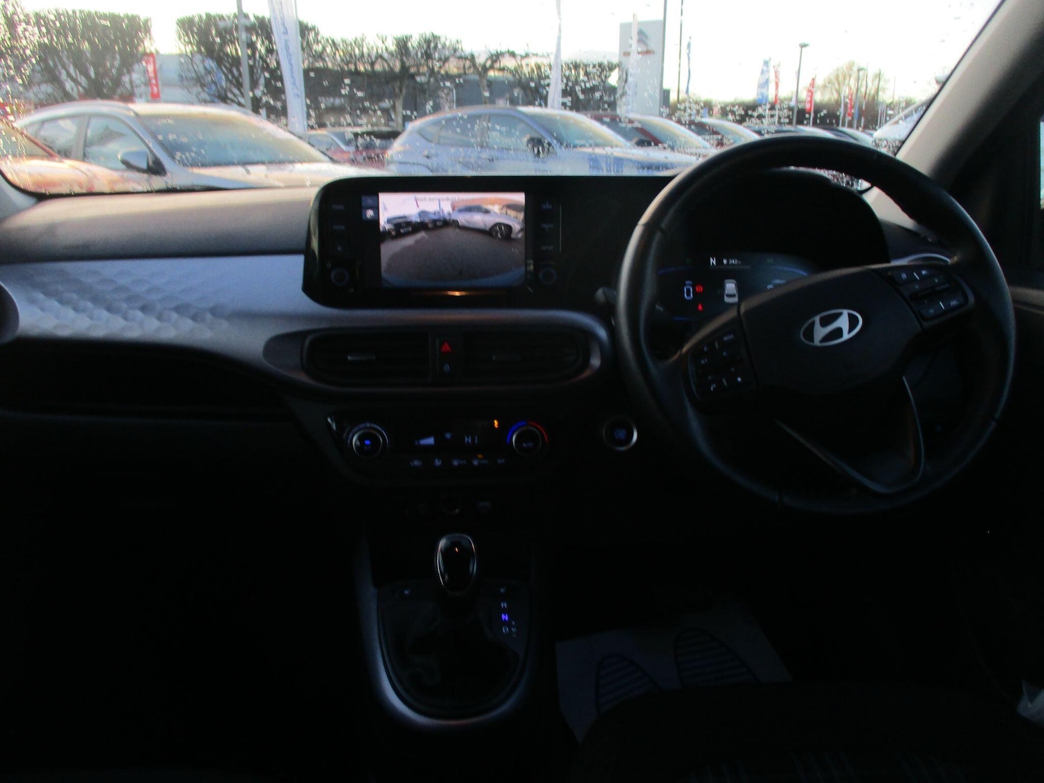 Used Hyundai i10 2024 for sale - 77143779: Photo 23