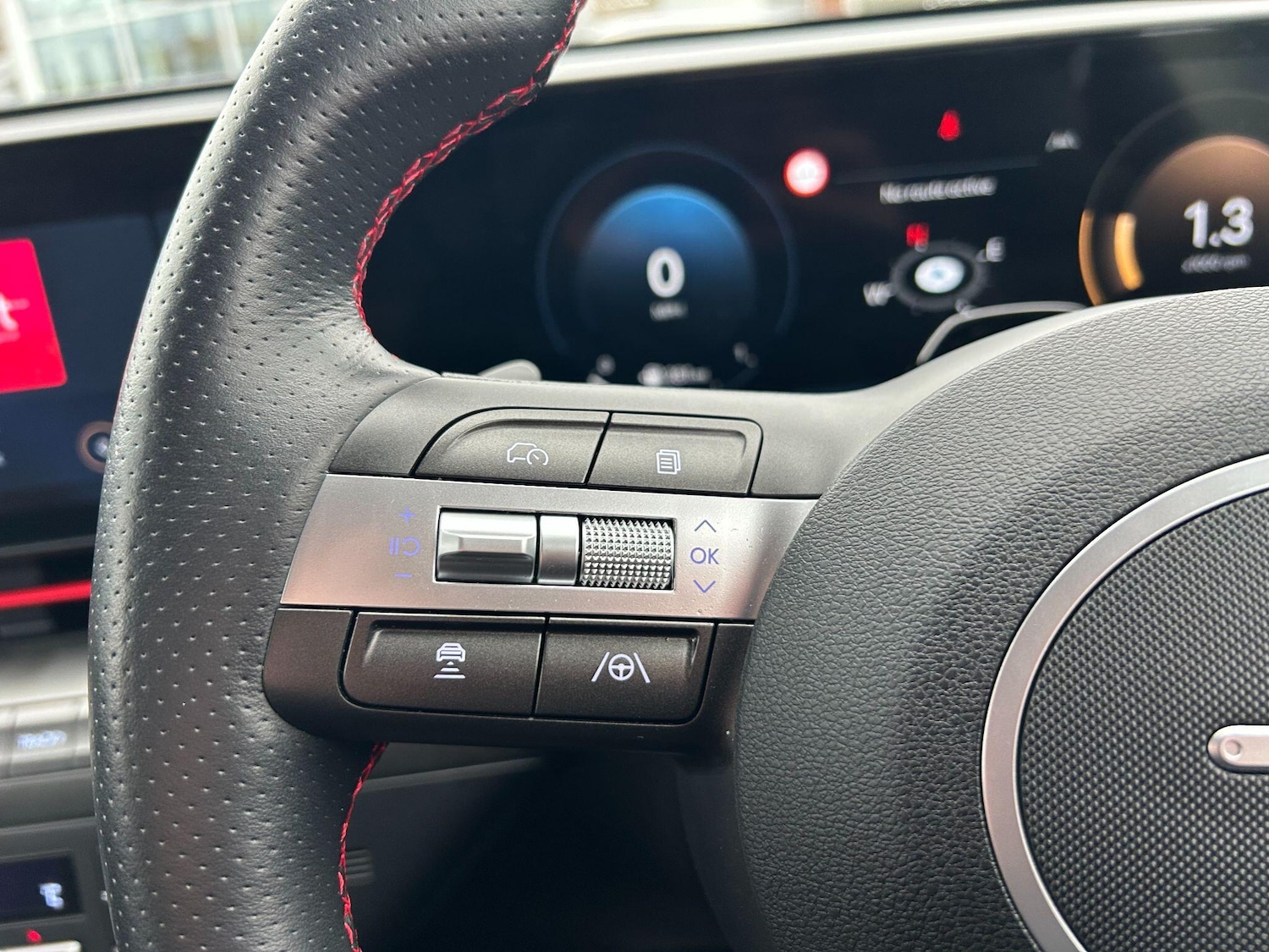 Used Hyundai KONA 2025 for sale - 76936174: Photo 23