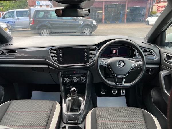 Used Volkswagen T-Roc 2018 for sale - 74733140: Photo 10