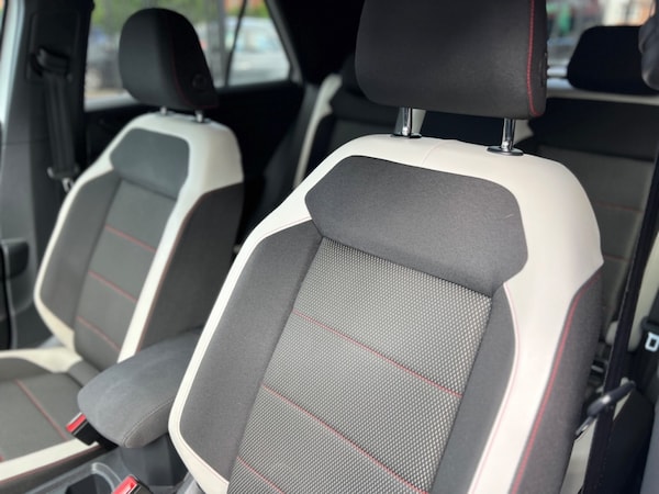 Used Volkswagen T-Roc 2018 for sale - 74733140: Photo 25