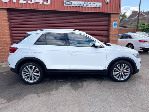 Used Volkswagen T-Roc 2018 for sale - 74733140: Photo 4