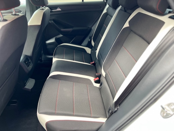 Used Volkswagen T-Roc 2018 for sale - 74733140: Photo 9