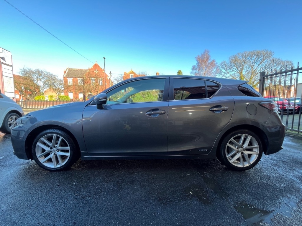 Used Lexus CT 2014 for sale - 77520151: Photo 4