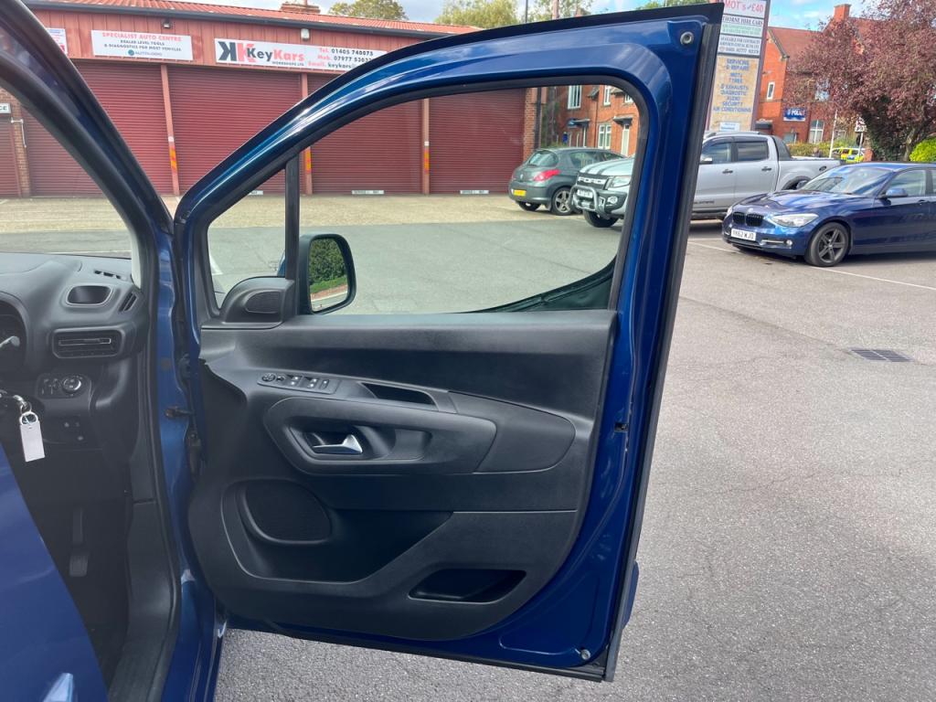 Used Vauxhall Combo Life 2019 for sale - 76985489: Photo 26