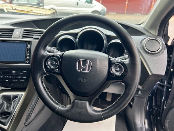 Used Honda Civic 2015 for sale - 73989520: Photo 18
