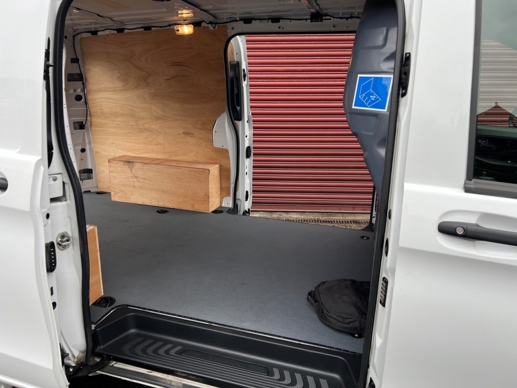 Used Mercedes-Benz Vito 2023 for sale - 76266366: Photo 28