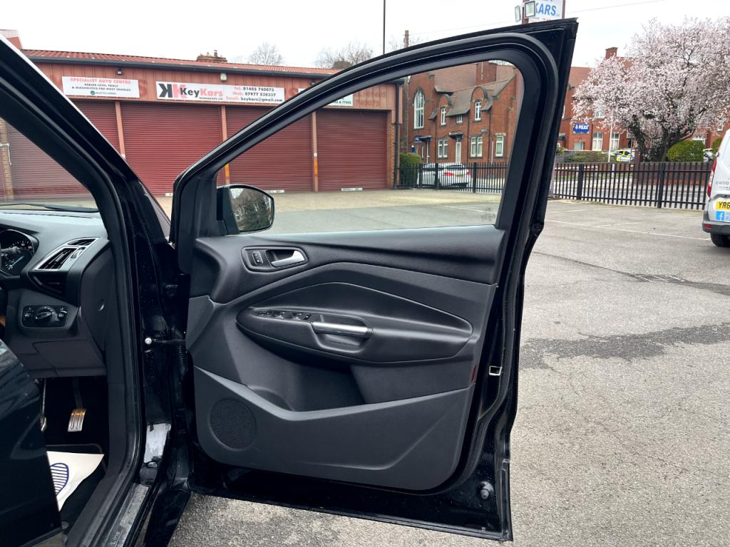 Used Ford Kuga 2019 for sale - 77805393: Photo 31