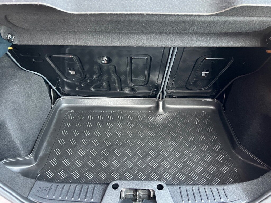 Used Ford Fiesta 2011 for sale - 77341163: Photo 17