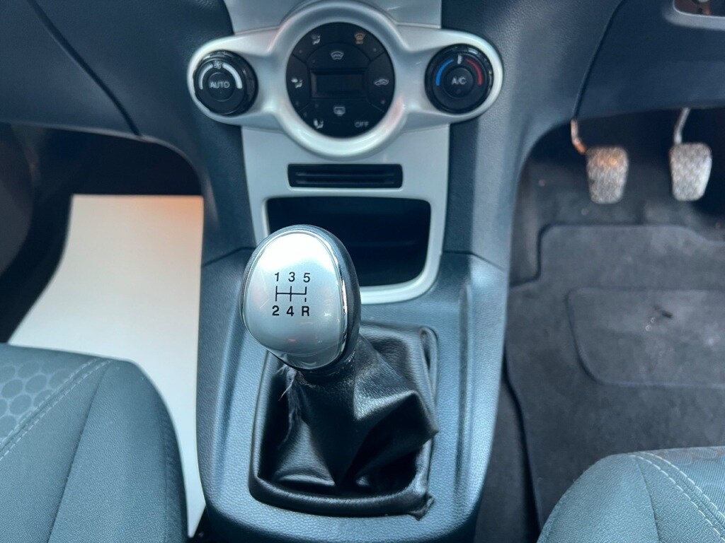 Used Ford Fiesta 2011 for sale - 77341163: Photo 18