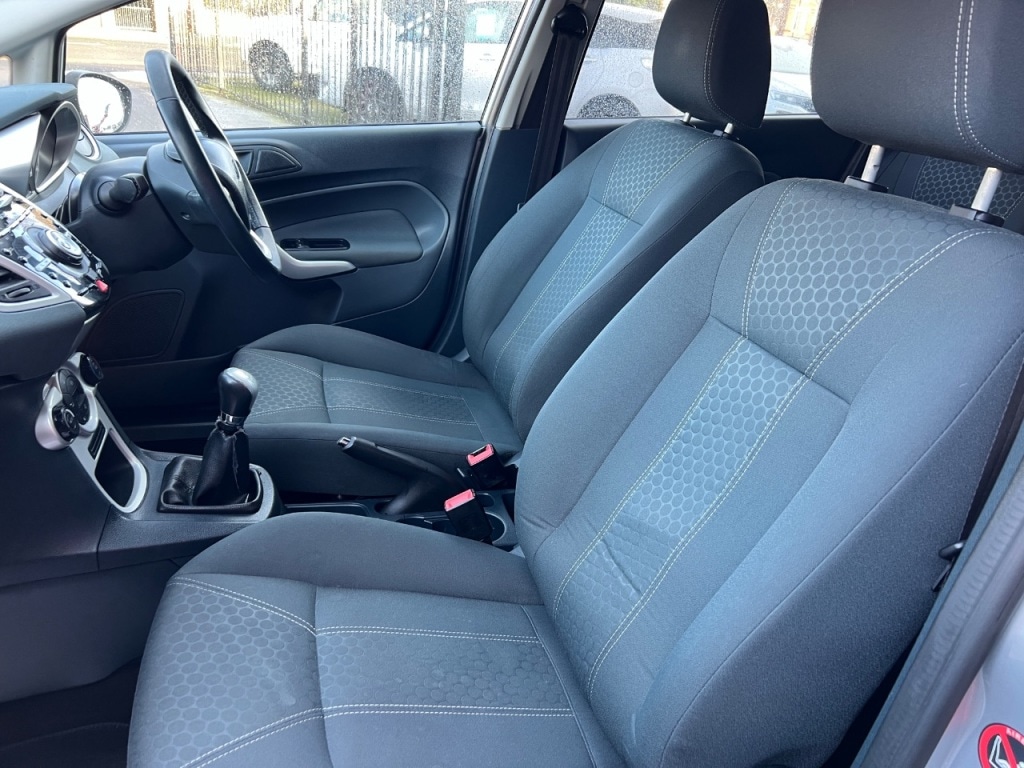 Used Ford Fiesta 2011 for sale - 77341163: Photo 21