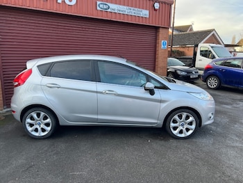 Used Ford Fiesta 2011 for sale - 77341163: Photo