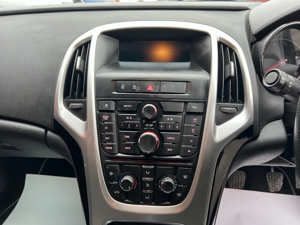 Used Vauxhall Astra 2012 for sale - 77211650: Photo 18