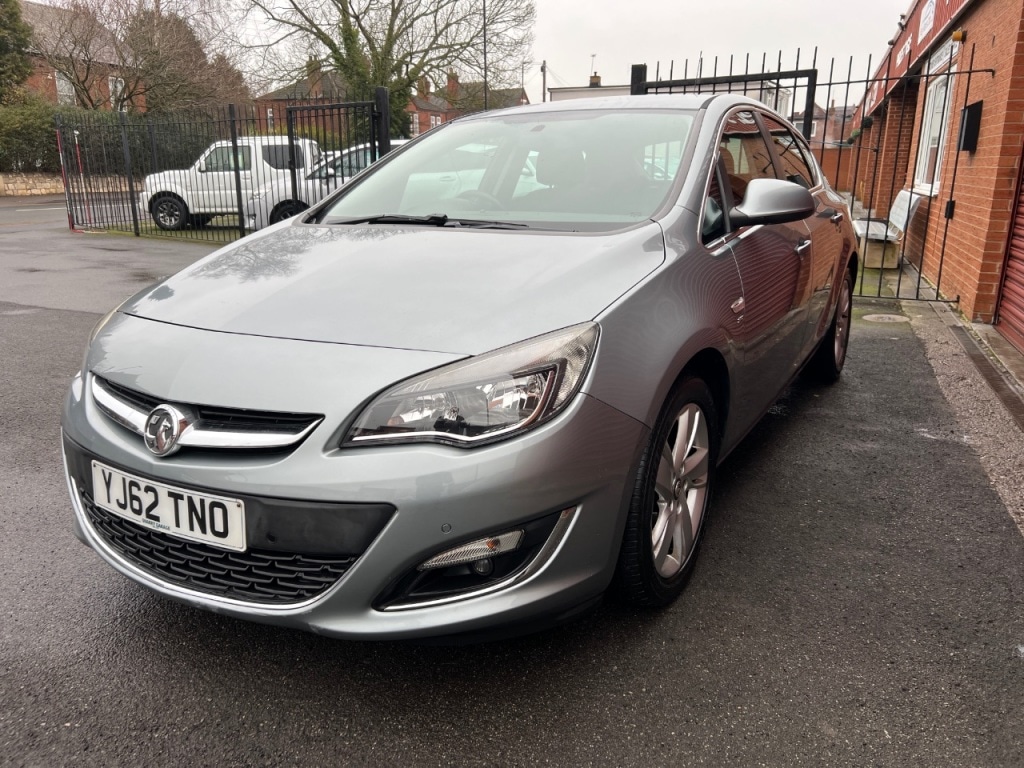Used Vauxhall Astra 2012 for sale - 77211650: Photo 3
