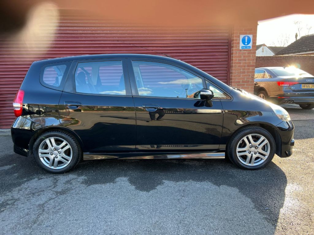 Used Honda Jazz 2007 for sale - 77878762: Photo 7