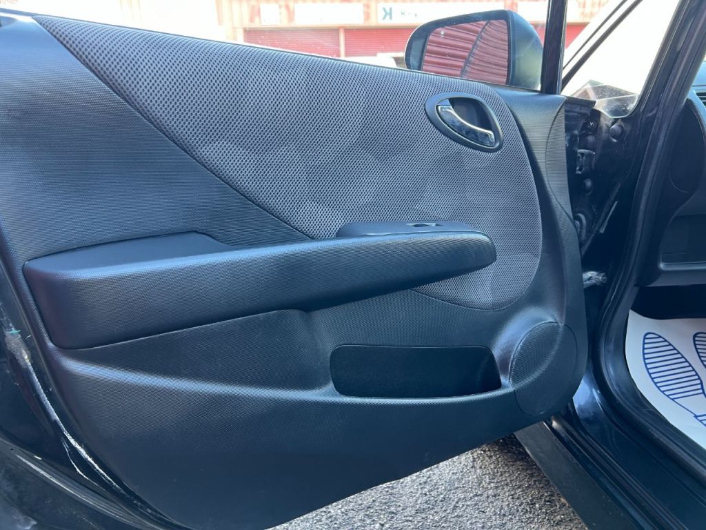 Used Honda Jazz 2007 for sale - 77878762: Photo 9