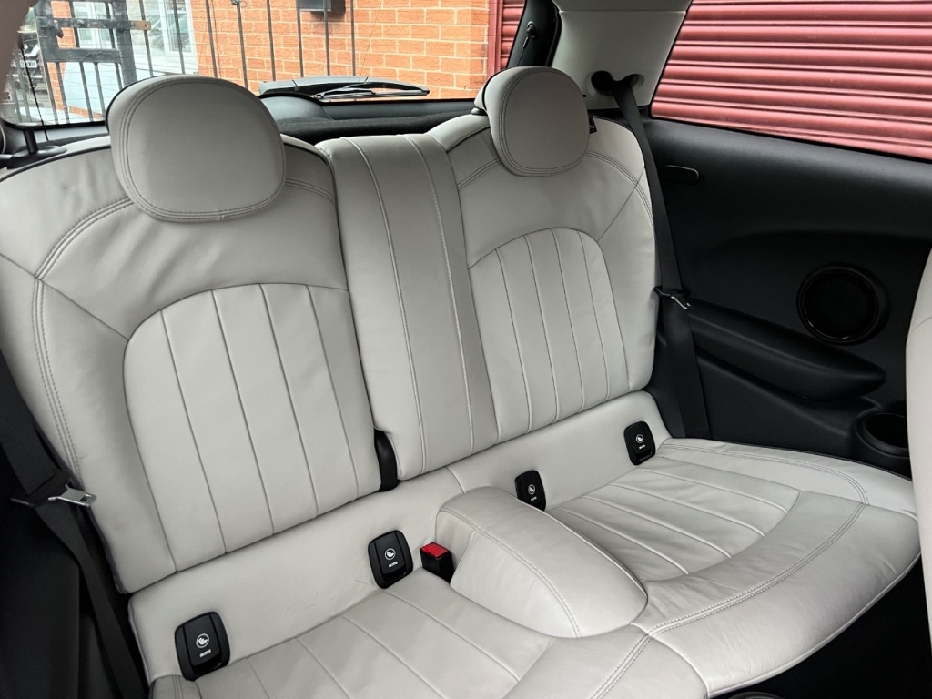 Used MINI Hatch 2017 for sale - 77045539: Photo 12