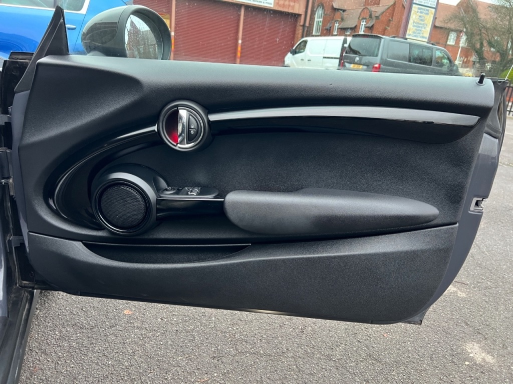 Used MINI Hatch 2017 for sale - 77045539: Photo 16