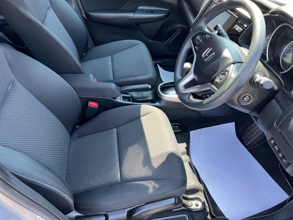 Used Honda Jazz 2019 for sale - 76949540: Photo 11