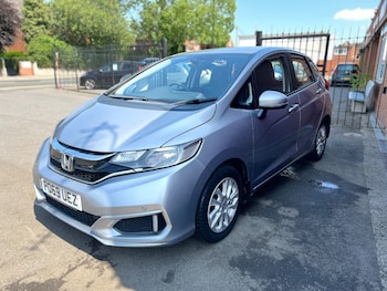 Used Honda Jazz 2019 for sale - 76949540: Photo
