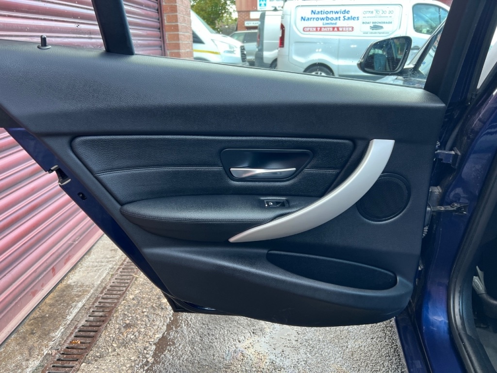 Used BMW 3 Series 2017 for sale - 76395489: Photo 16