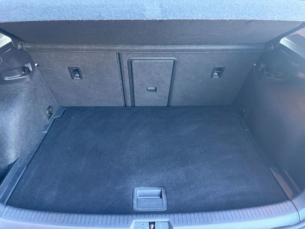 Used Volkswagen Golf 2018 for sale - 78068008: Photo 14